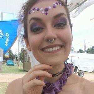 Meet your Posher, Becca